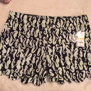 New Crown & Ivy Navy shirts with lime seahorses 4